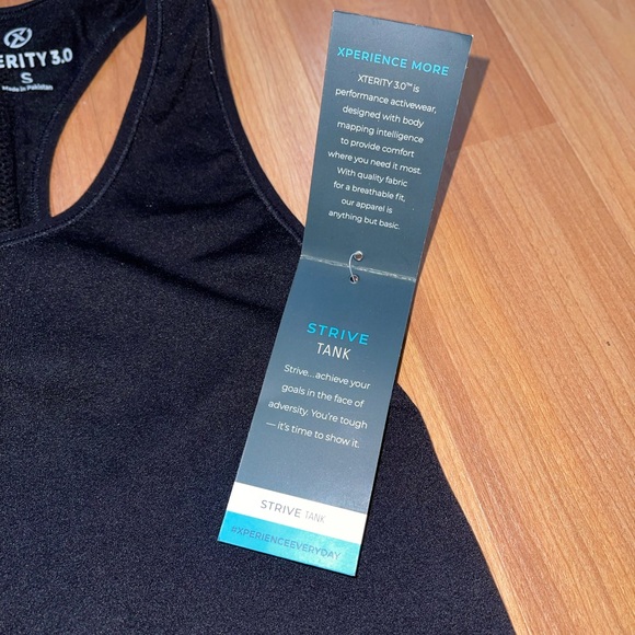 COPY - NWT 3 Piece Xterity 3.0 Performance - Picture 5 of 14